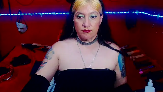 Chat XXX Live MATURE_Randy