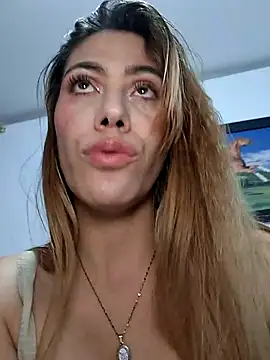 แชท XXX สดของ Elianasuarezz