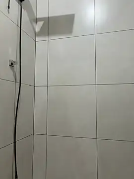 Irresistible24's Live XXX Chat