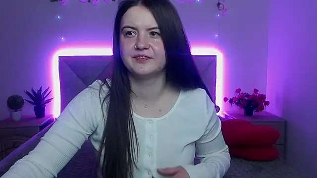 MavkaCute Adlı Modelin Canlı XXX Sohbeti