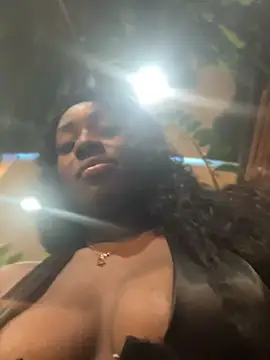 ZarahFerreiraのライブXXXチャット