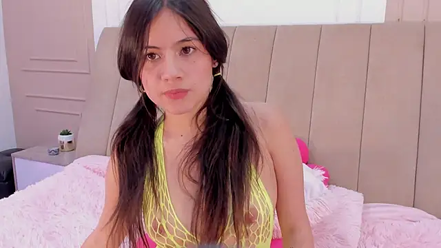 Czat XXX na żywo – ameliiaa_smith