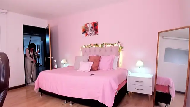 Sky_blue__ Chat XXX in diretta