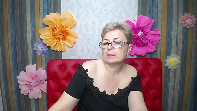 แชท XXX สดของ EmiliaGree