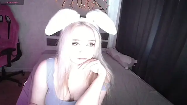 ScallyMilana's Webcam Show