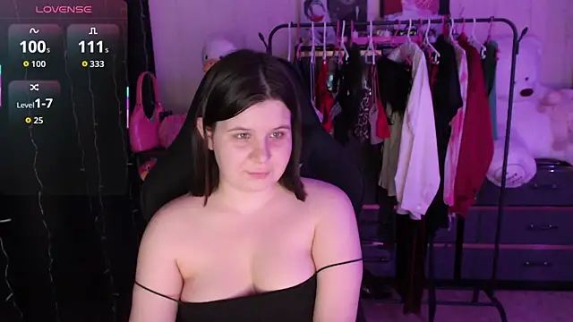 AmyVibess 现场XXX聊天