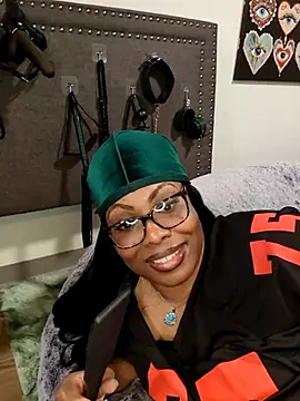 GoddessMarleyMuse: διαδικτυακό σόου στην κάμερα