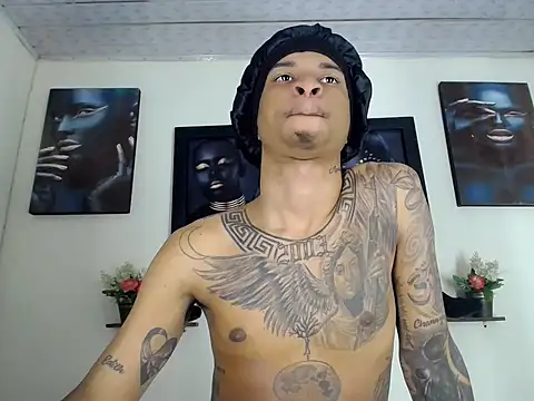Show de Tatoo_Noah na webcam