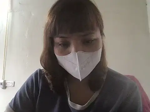 Angela-Eira Adlı Modelin Canlı XXX Sohbeti