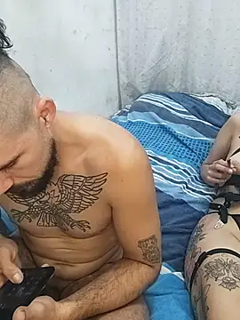 parejajuguetona420 Chat XXX in diretta