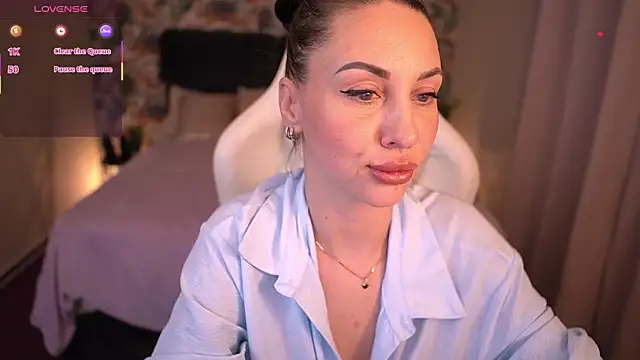 KristiiMax: онлайн-секс-чат