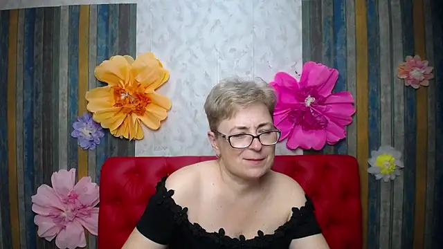 EmiliaGree Chat XXX in diretta