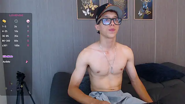 Show de webcam de skinny_bigcock02