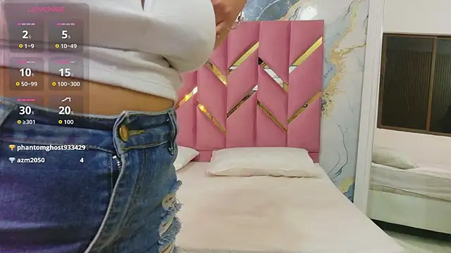 curvybuffgirllll Chat XXX in diretta