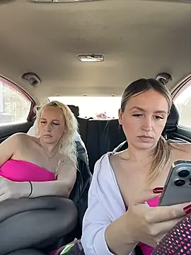 XXX chat uživo modela MerlinDave