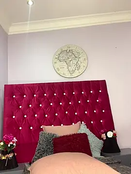 VeryGoodBadGirl1 Webcam Show