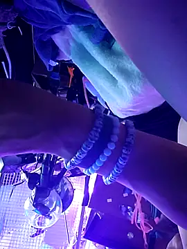 gurlnips Live XXX Chat