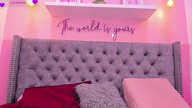 Sophiia_77 Chat XXX in diretta