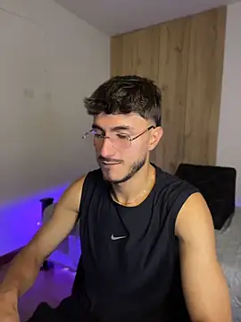 LIAM_COLT 网络视讯表演