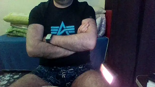 st206boy: διαδικτυακό σόου στην κάμερα