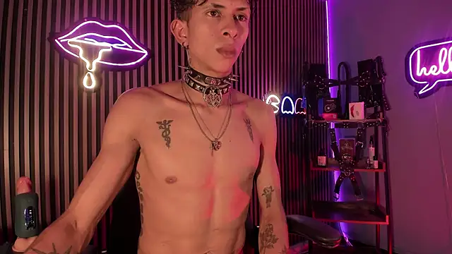 Maximoking26 Chat XXX in diretta