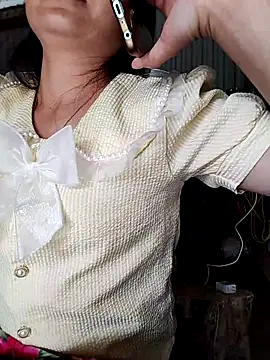 Cute-flowersのライブXXXチャット