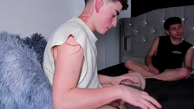 naughtysalomonn Adlı Modelin Web Kamerası Şovu