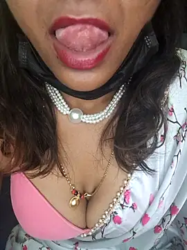 Premalatha_28 Webcam-Show