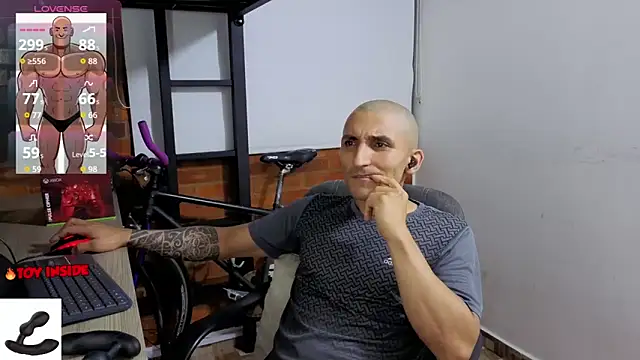 Marck_Muscle লাইভ XXX চ্যাট