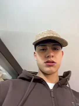 Lander_Cruz Chat XXX live