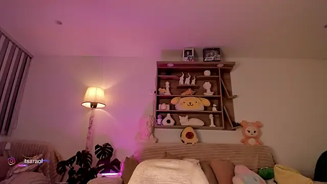 itsaraa Chat XXX live