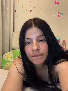 Estefani_32 라이브 XXX 채팅