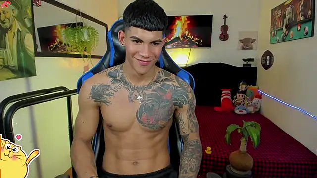 Damian_latinxxx: διαδικτυακό σόου στην κάμερα