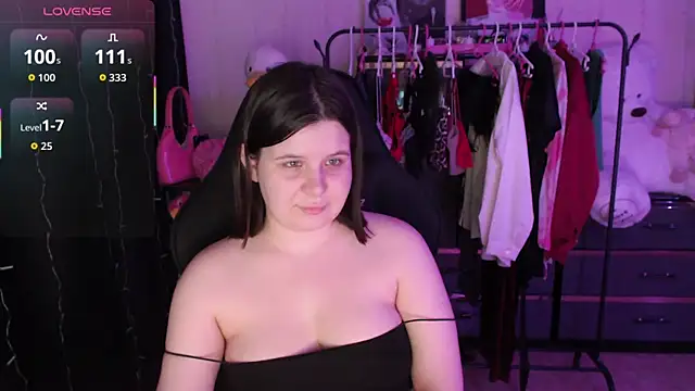 AmyVibess' Live XXX Chat