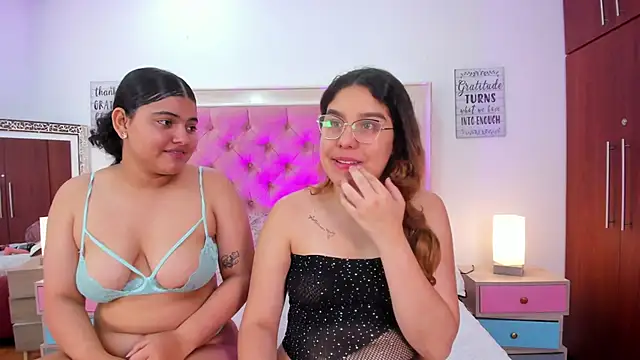 AllisonAdams_ Adlı Modelin Web Kamerası Şovu