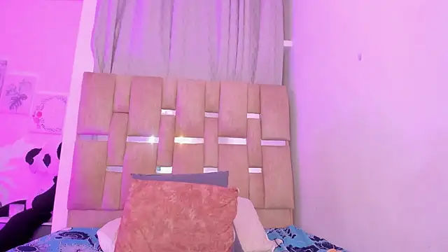 Chat +18 de HilarySolis2 ao vivo