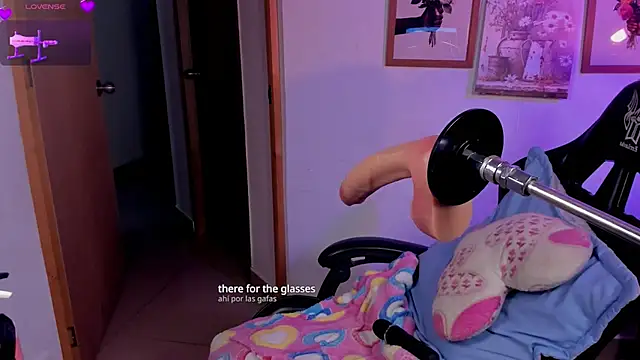 LilyRobertts' Live XXX Chat