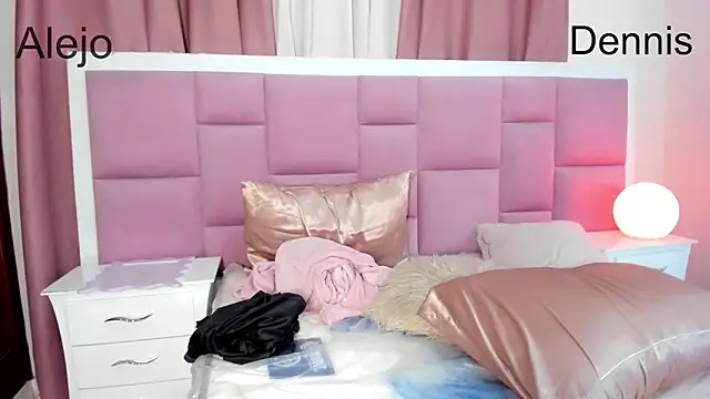 dennis_hills Live XXX-chat