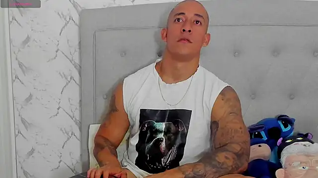 luigiferrara: вебкам-шоу