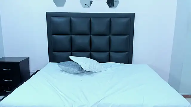 Lucifer_shadow: απευθείας συνομιλία ΧΧΧ