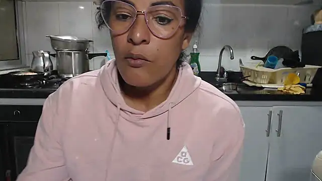 Chat XXX en directo de kateleyagrey