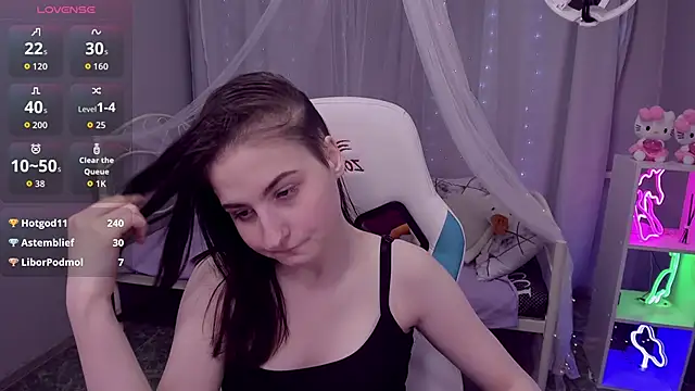 KiraDuvall 现场XXX聊天