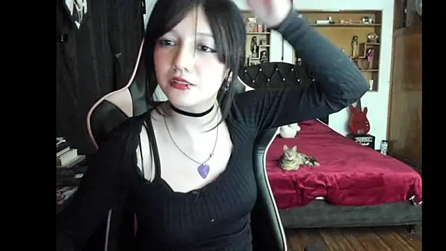 Maki_Zein_ webcam show