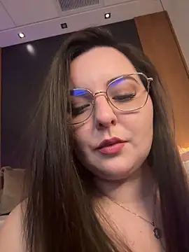 Czat XXX na żywo – Mia_Swano