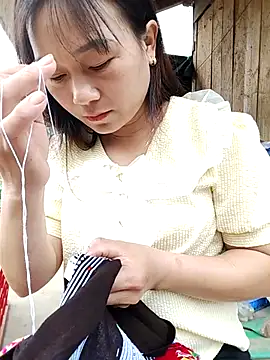 Cute-flowers Adlı Modelin Canlı XXX Sohbeti