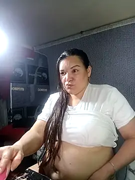 Chatroom XXX en direct de Zuleyka_69