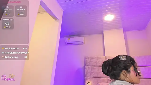 _karime_ Adlı Modelin Canlı XXX Sohbeti