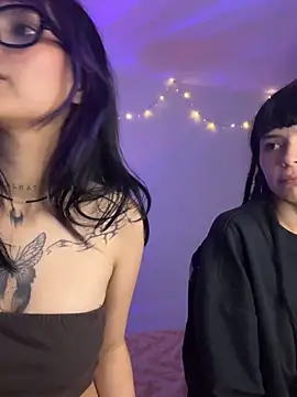 mavimist__ webcam show