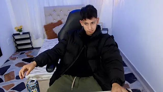 Kei_23 Chat XXX live