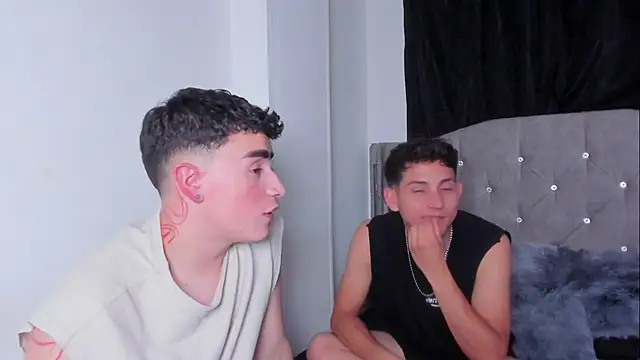 naughtysalomonn Webcam-Show